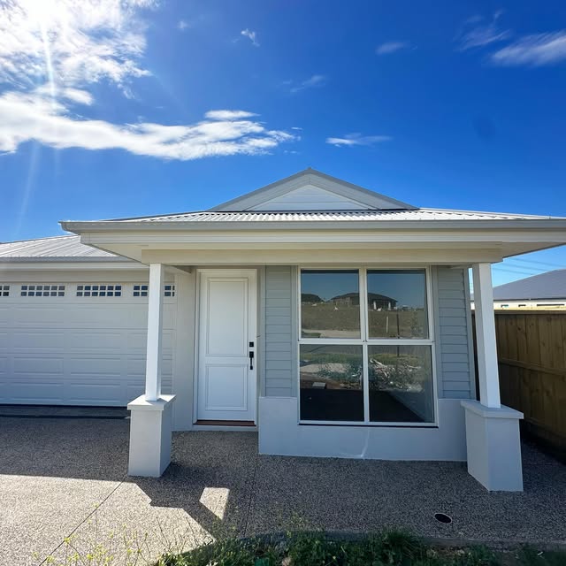 Aluminium windows supply — Melbourne builders and trade